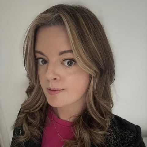 Portrait of Dr Zoe Lane